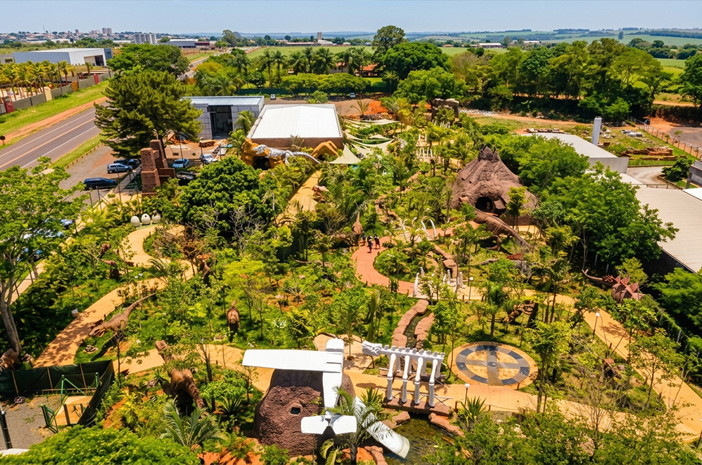 Vale dos Dinossauros em Olímpia