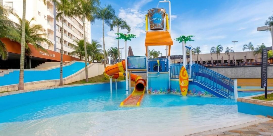 Área de piscinas do Enjoy Solar das Águas